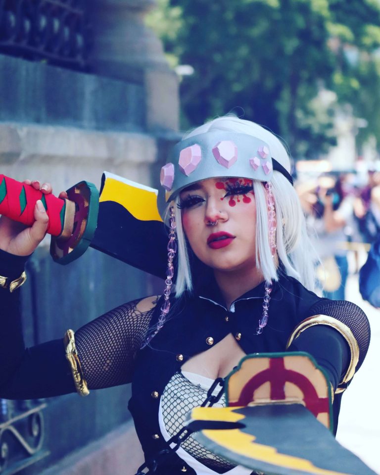 how to build a cosplay on a buget